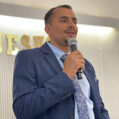 PR. neurian daniel